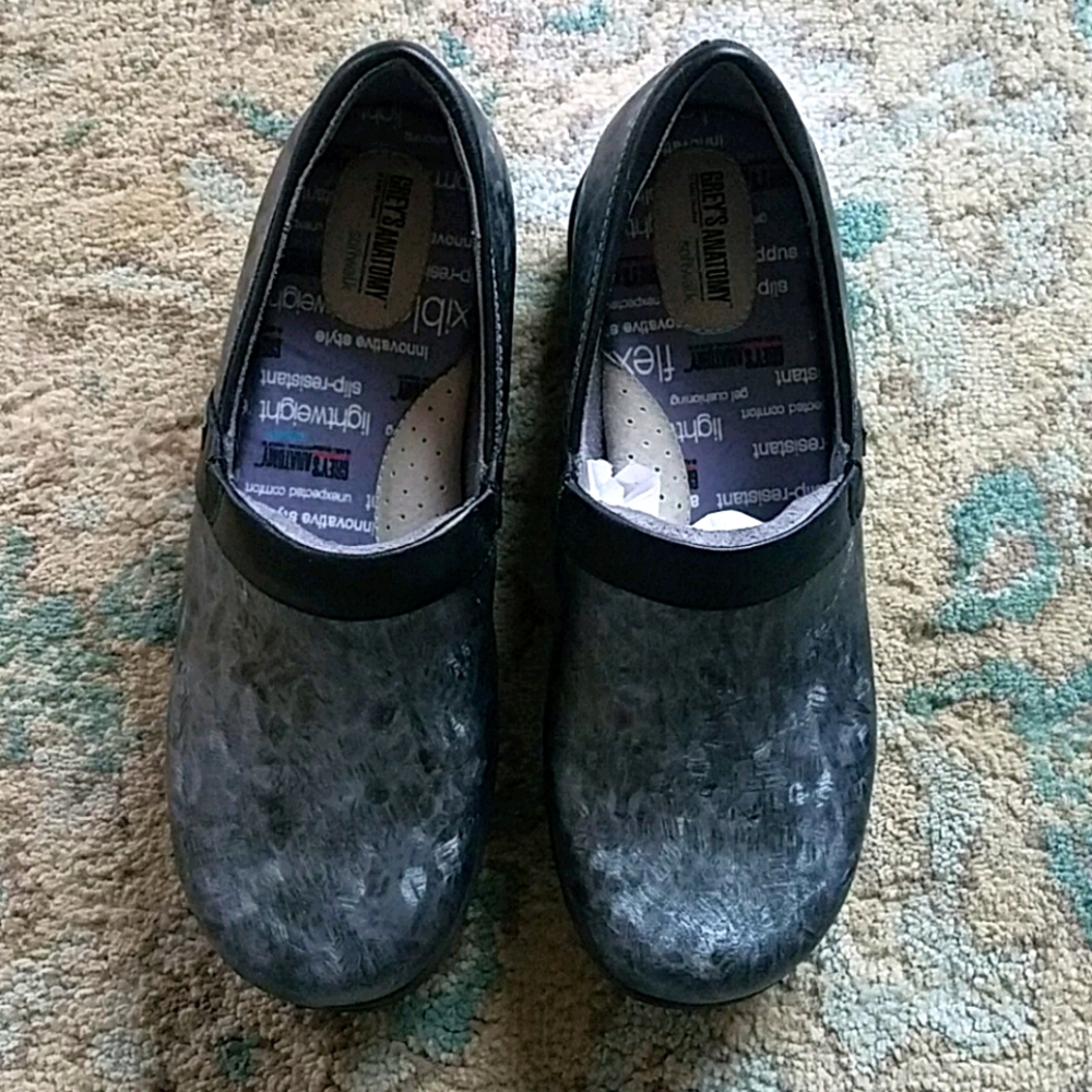 Greys Anatomy Softwalk shoes